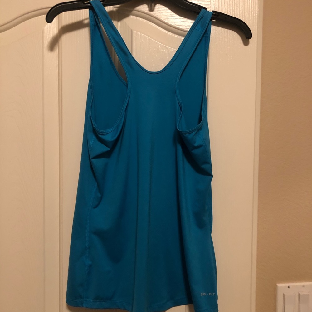 Nike Tank - Picture 4 of 4